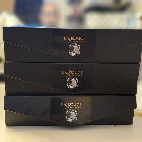 NIB La Rouge Pierre 60 Second Instant Face Lift - Picture 2 of 7